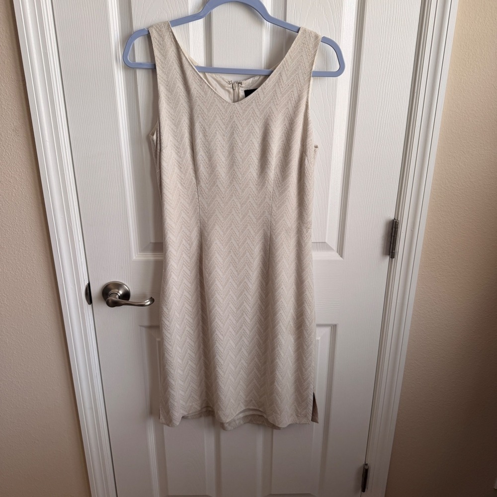 B Moss Dress Collection Womens 4 Cream Chevron Herringbone‎ Sheath V-Neck Dress